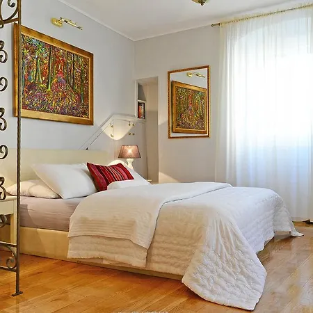 Hotel Olivia 4*