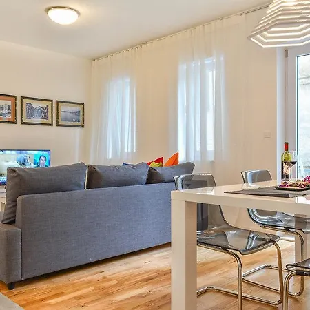 Hotel Olivia 4*